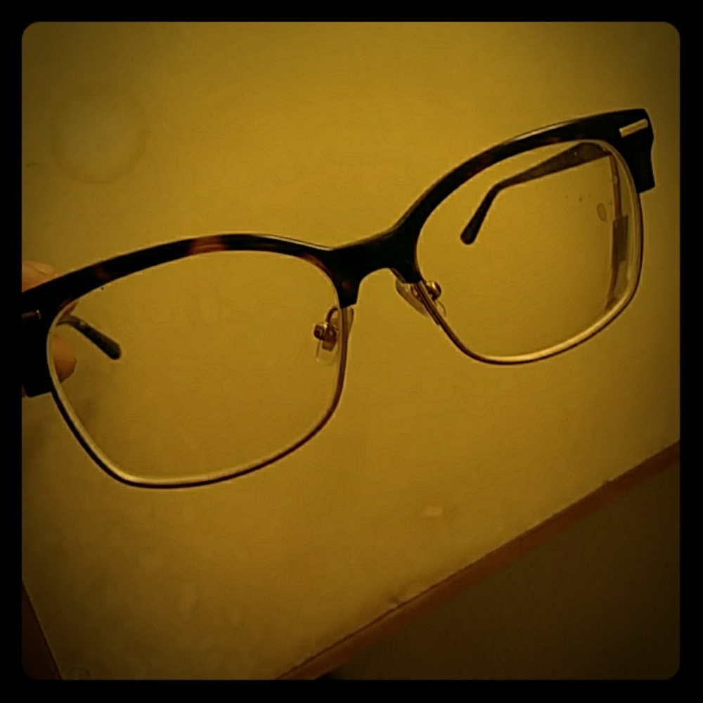 Glasses Rd